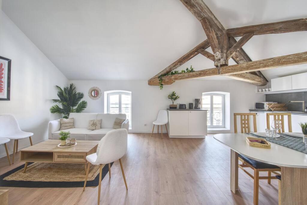 Superbe Appartement, Hypercentre, 4Chambres. Beziers Luaran gambar